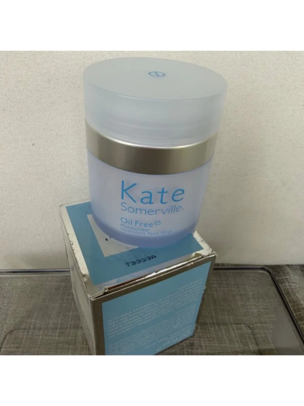 $84 NEW KATE SOMERVILLE OIL FREE MOISTURIZER 50ML 1.7FL OZ